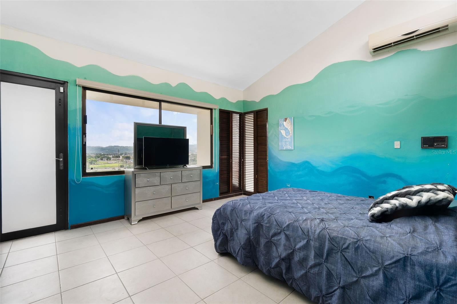 D-11 RECREO ST #D-11