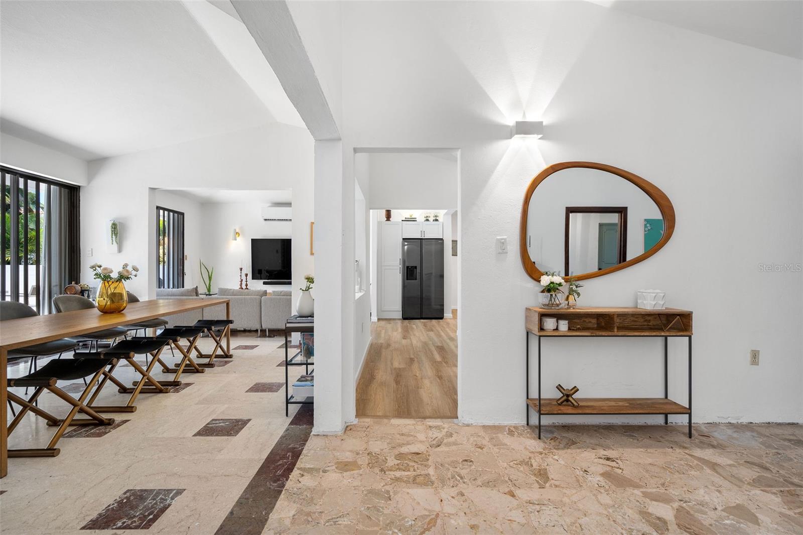 1825 CAMELIA ST #1825