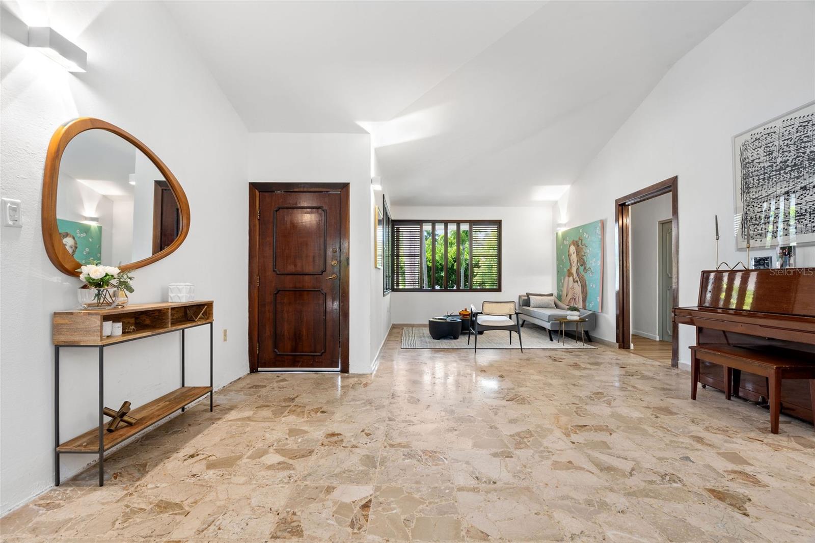 1825 CAMELIA ST #1825