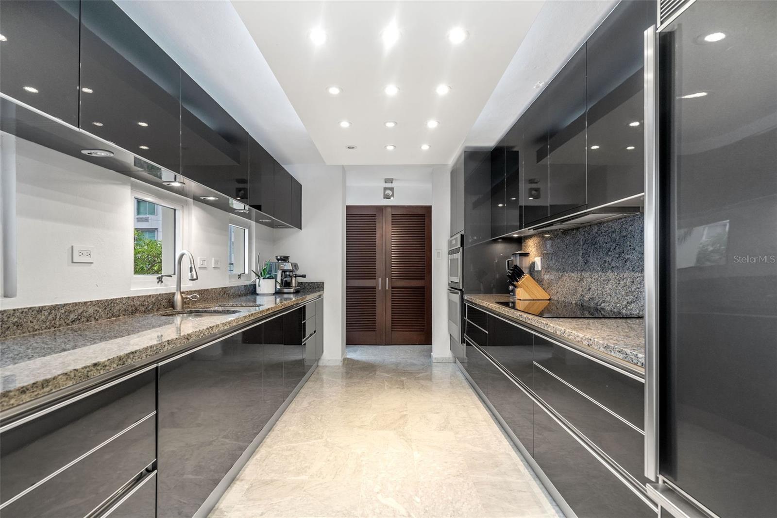 1403 LUCHETTI ST #313