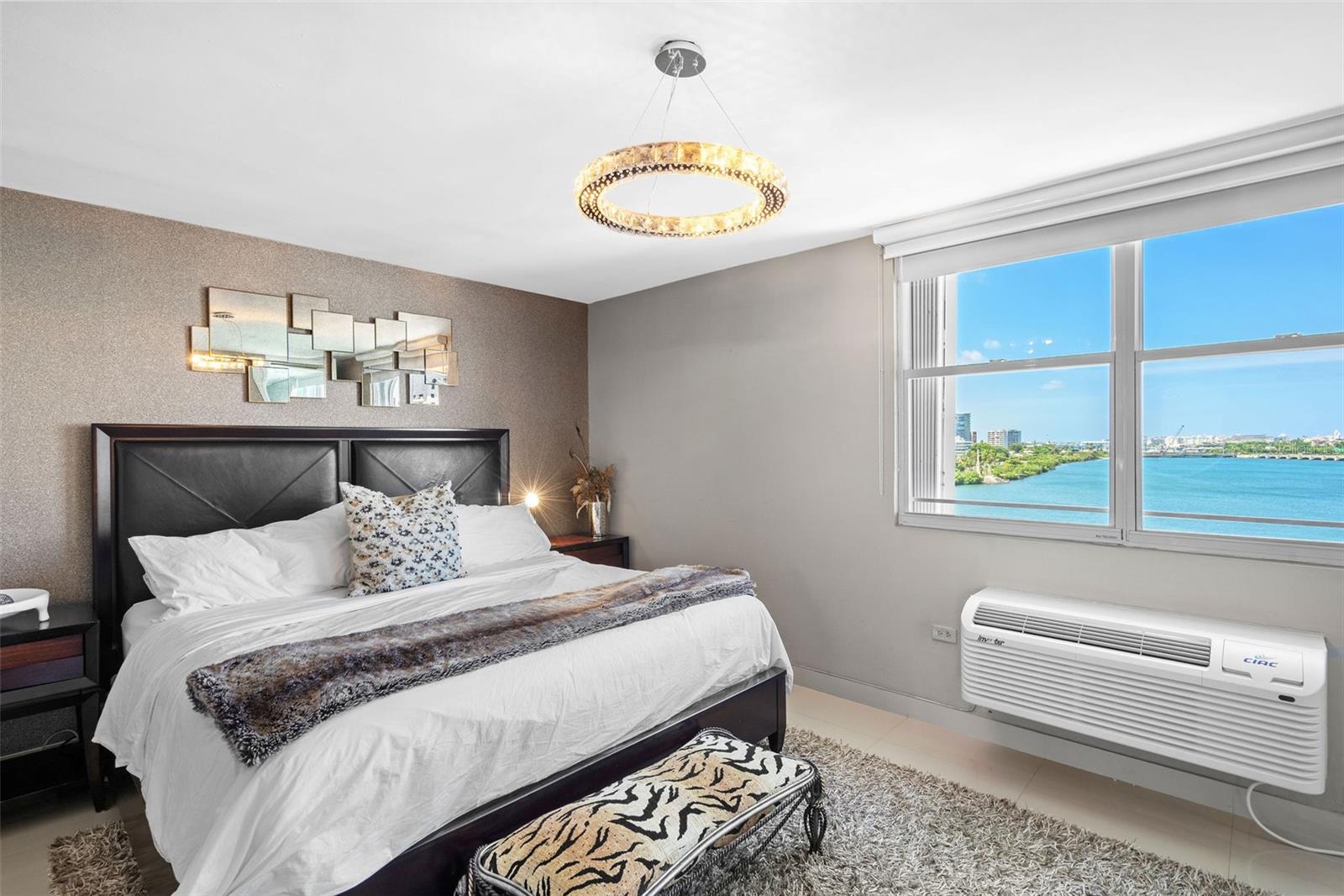 6 MARIANO RAMIREZ BAGES ST #5A