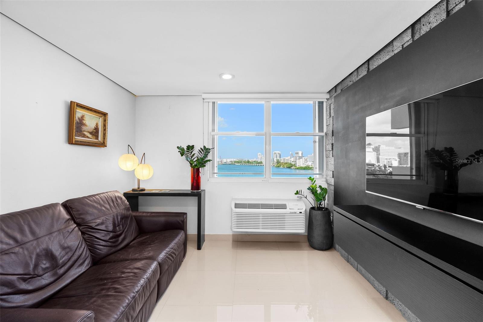 6 MARIANO RAMIREZ BAGES ST #5A