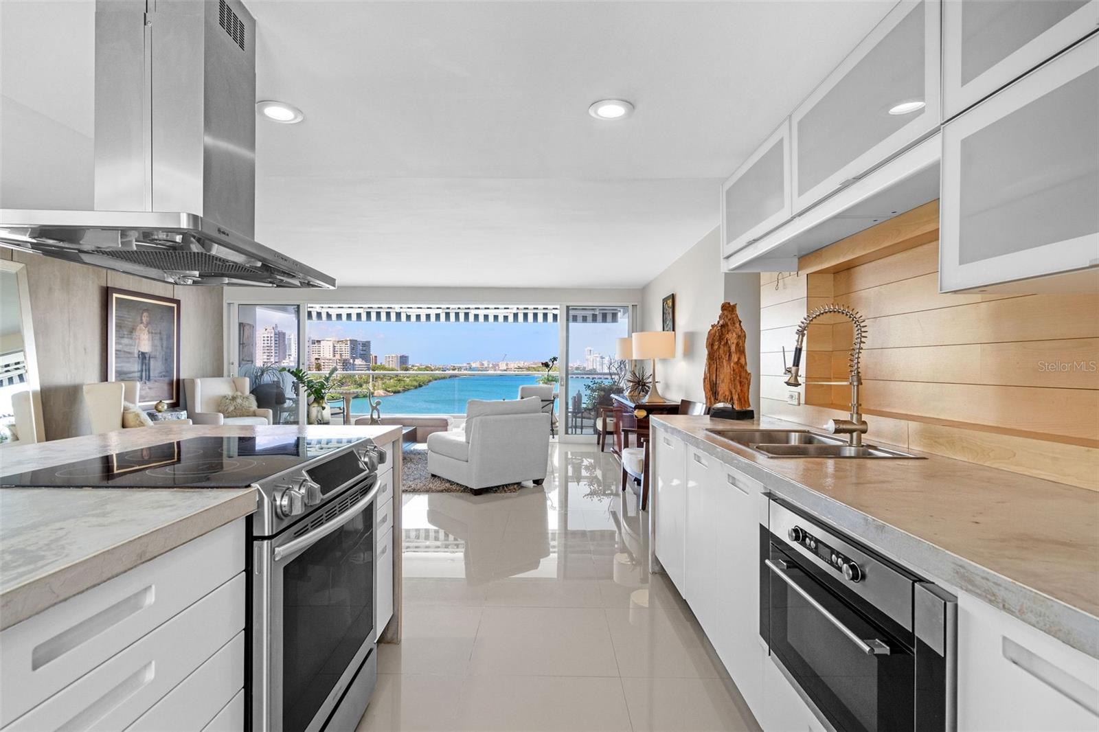 6 MARIANO RAMIREZ BAGES ST #5A