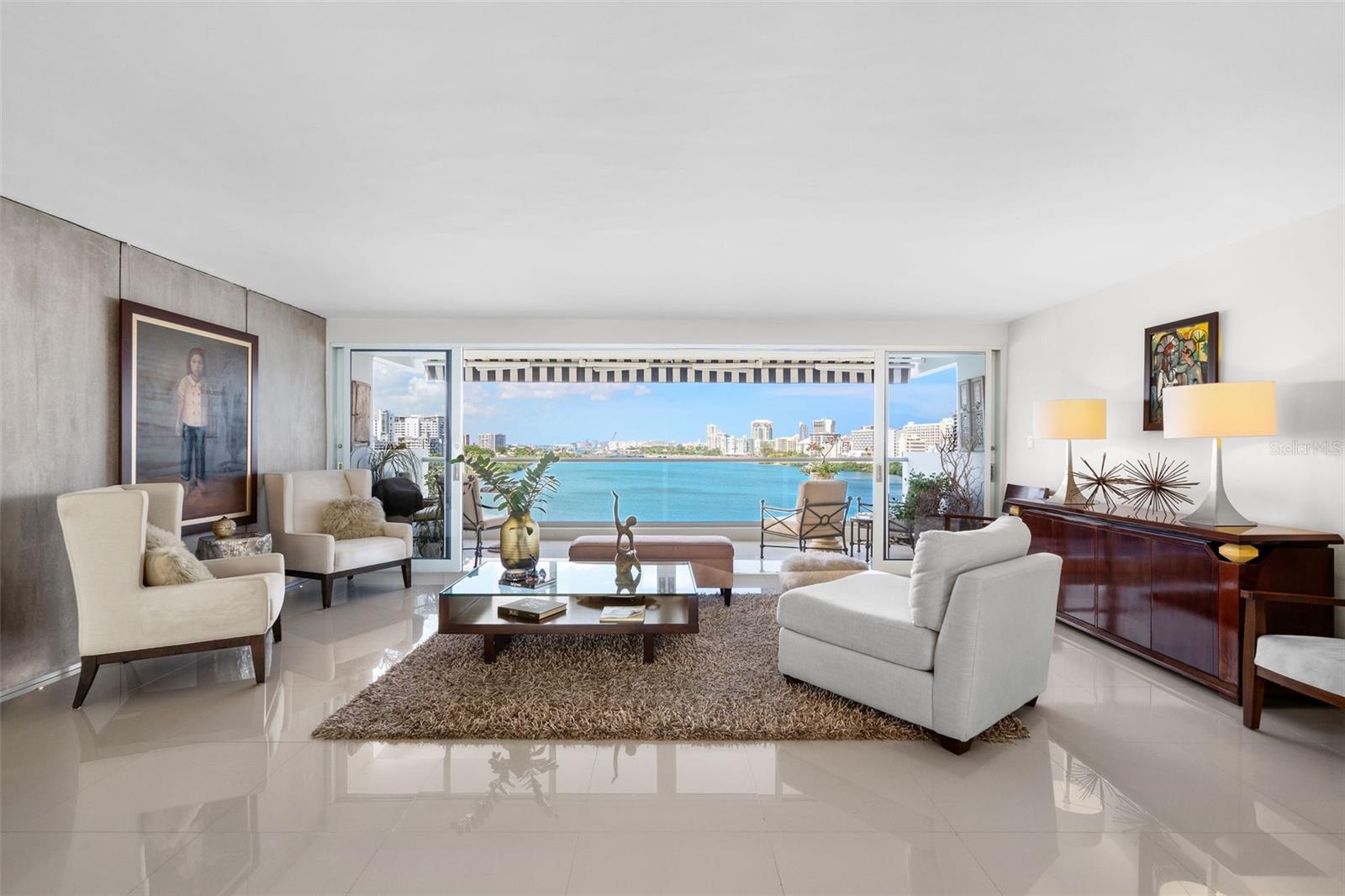 6 MARIANO RAMIREZ BAGES ST #5A