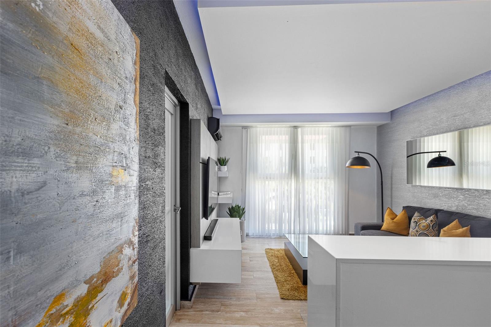 1022 ASHFORD ST #D-2