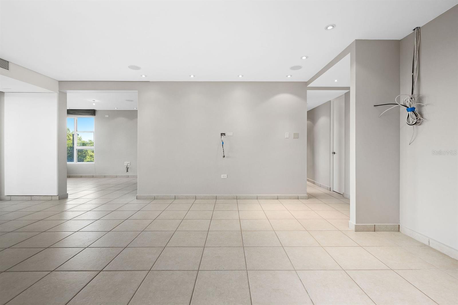 833 PLAZA DEL PRADO #202A