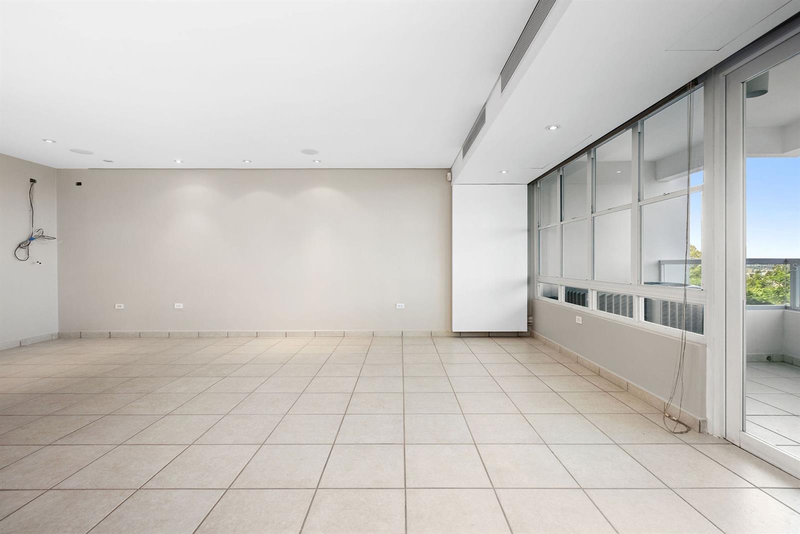 833 PLAZA DEL PRADO #202A