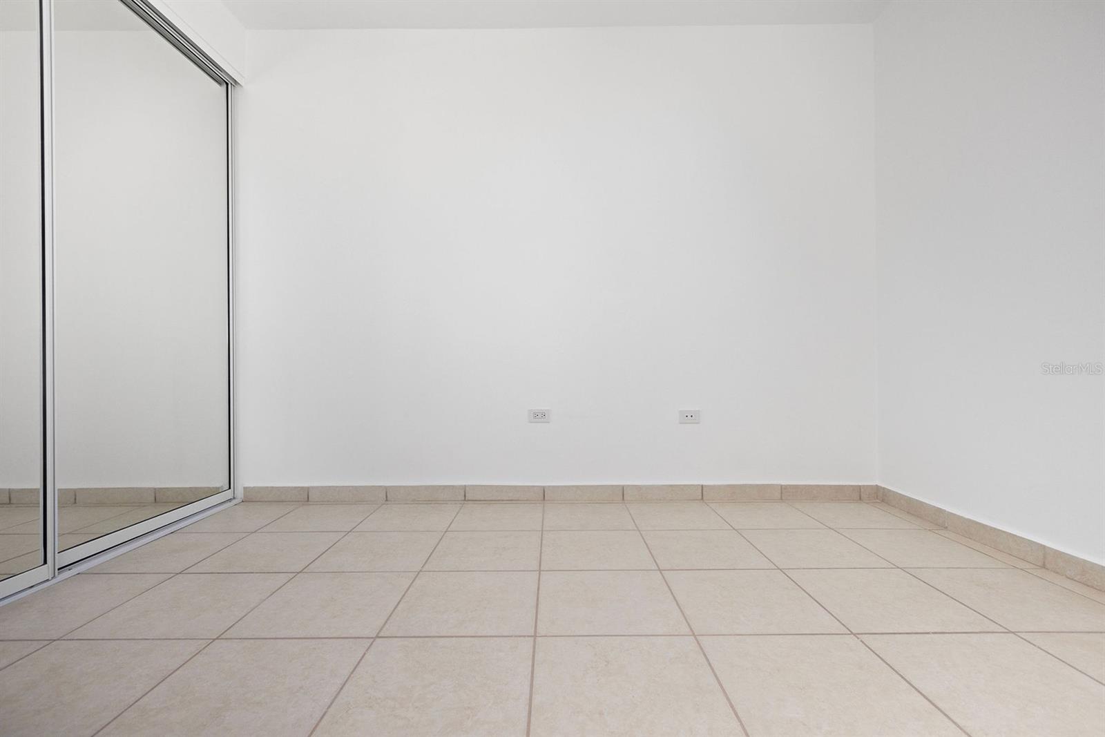 833 PLAZA DEL PRADO #202A