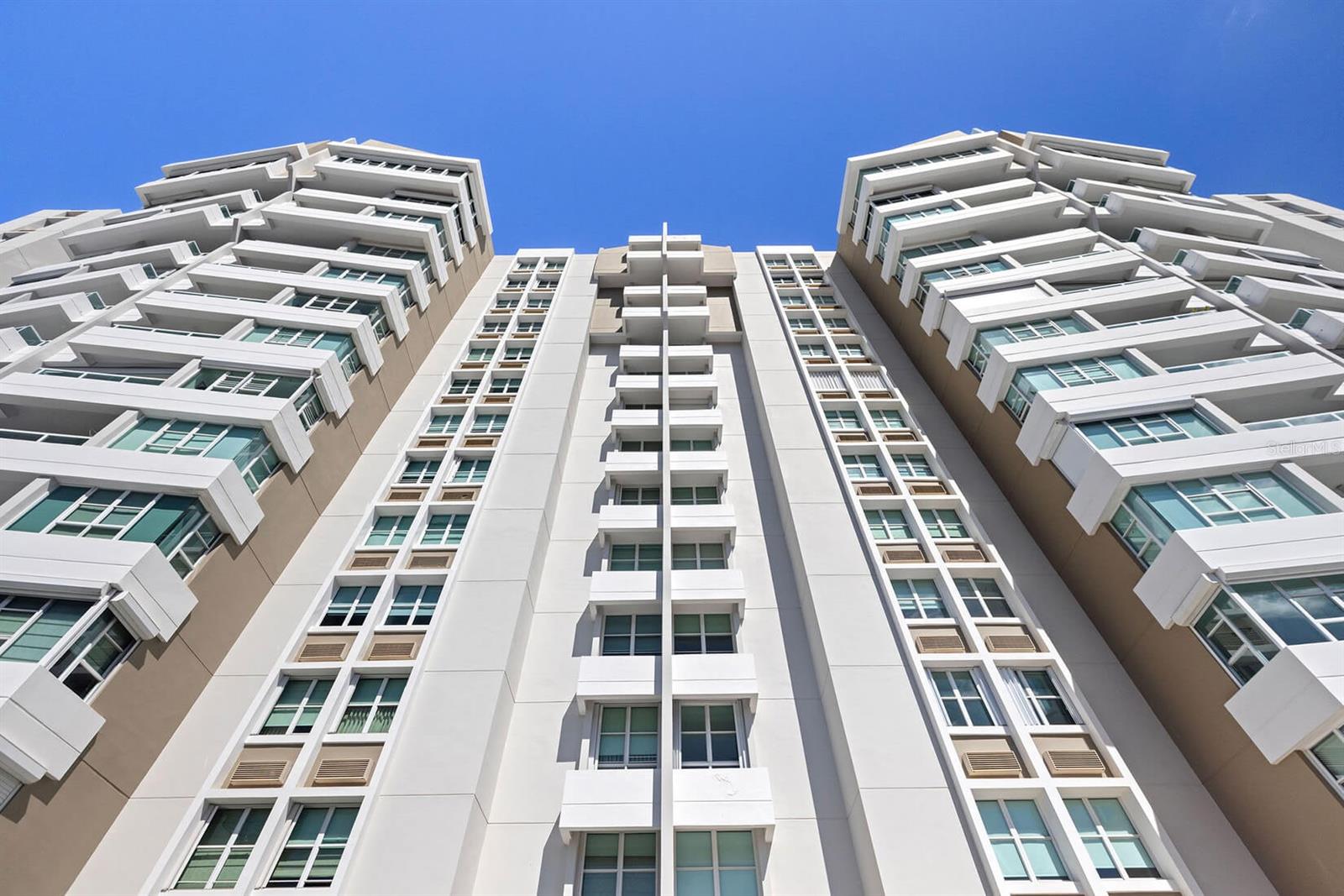 833 PLAZA DEL PRADO #202A