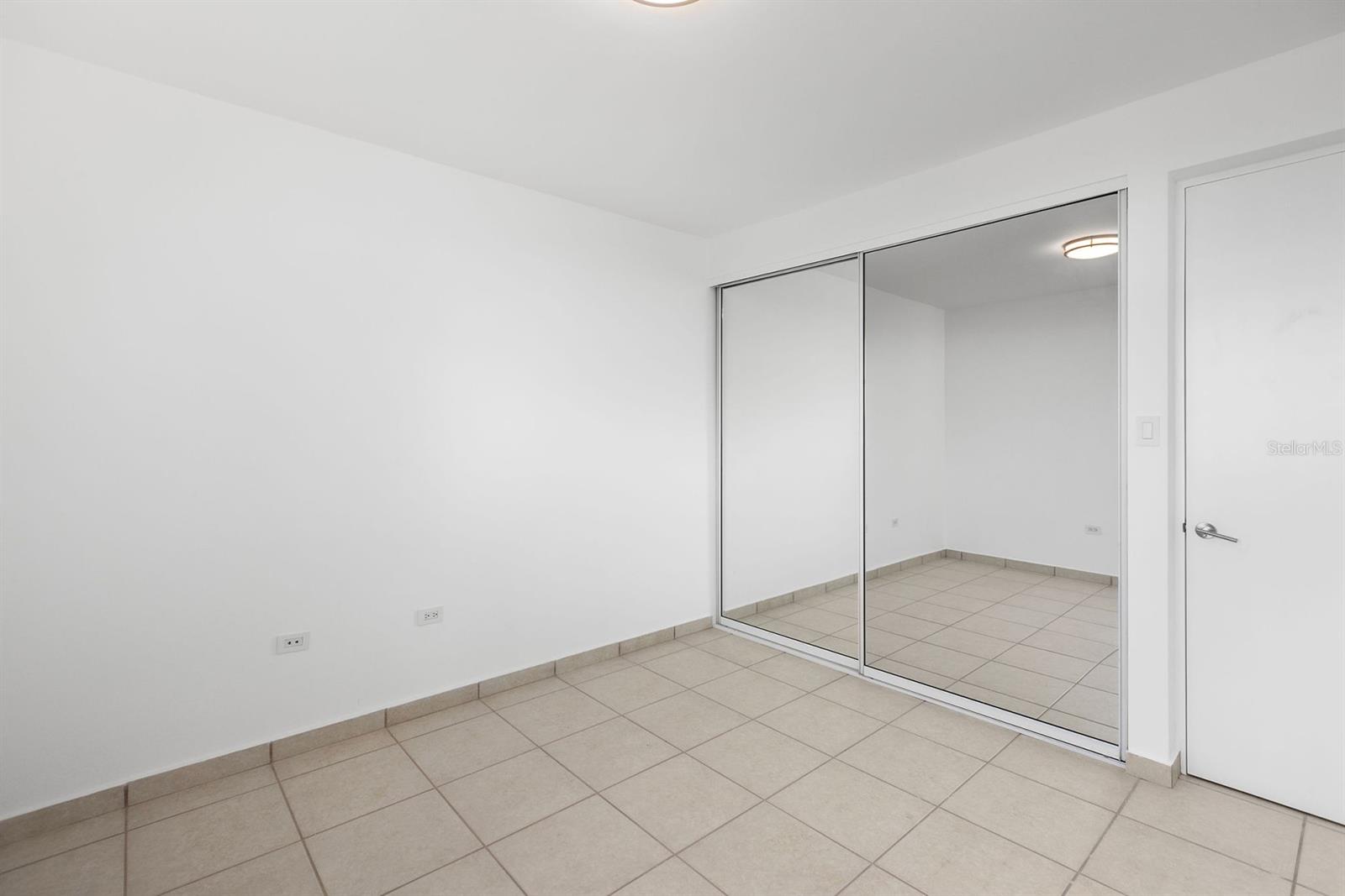 833 PLAZA DEL PRADO #202A