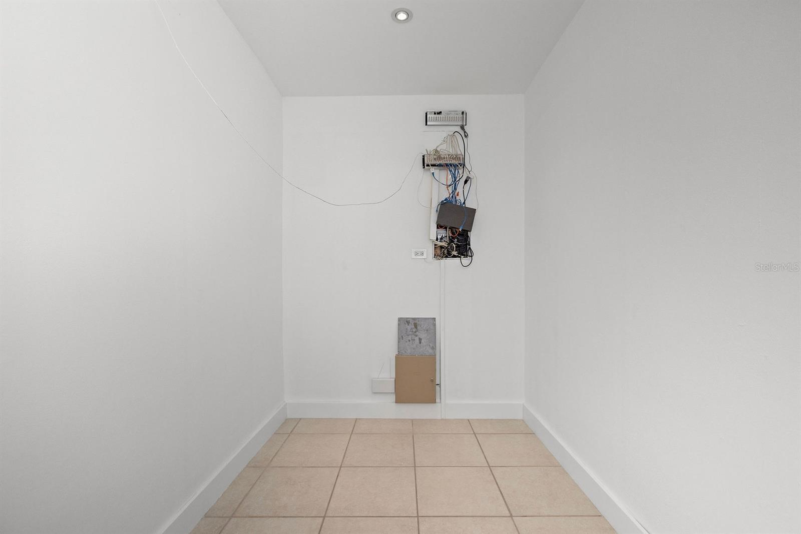 833 PLAZA DEL PRADO #202A