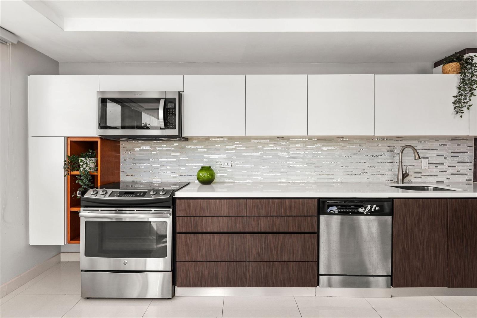 1510 ASHFORD AVE #7-E