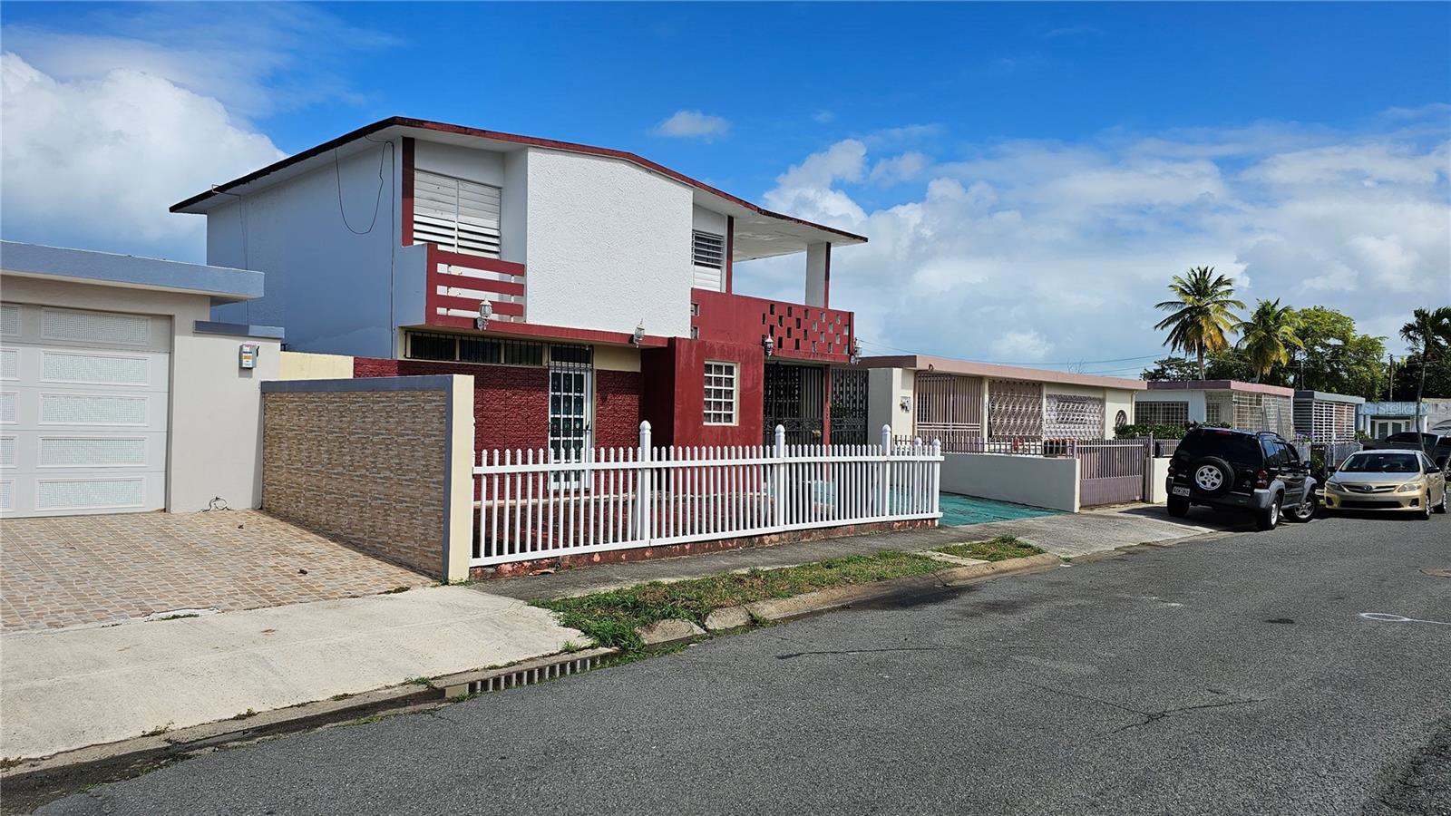 20 ST AB-14 URB JARDINES DE COUNTRY CLUB