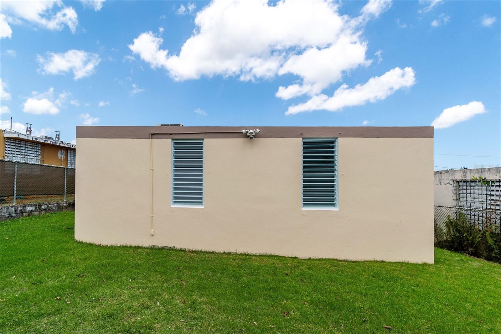 F-20 VILLAS DE CANEY CALLE AGUEBANA