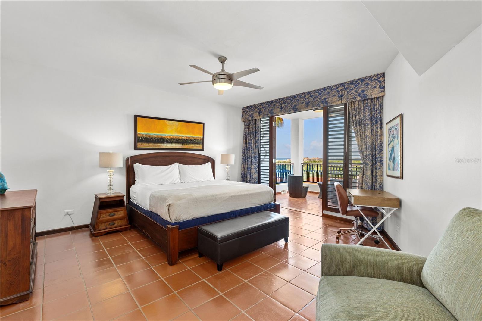 6000 RIO MAR VILLA LAS BRISAS #15A