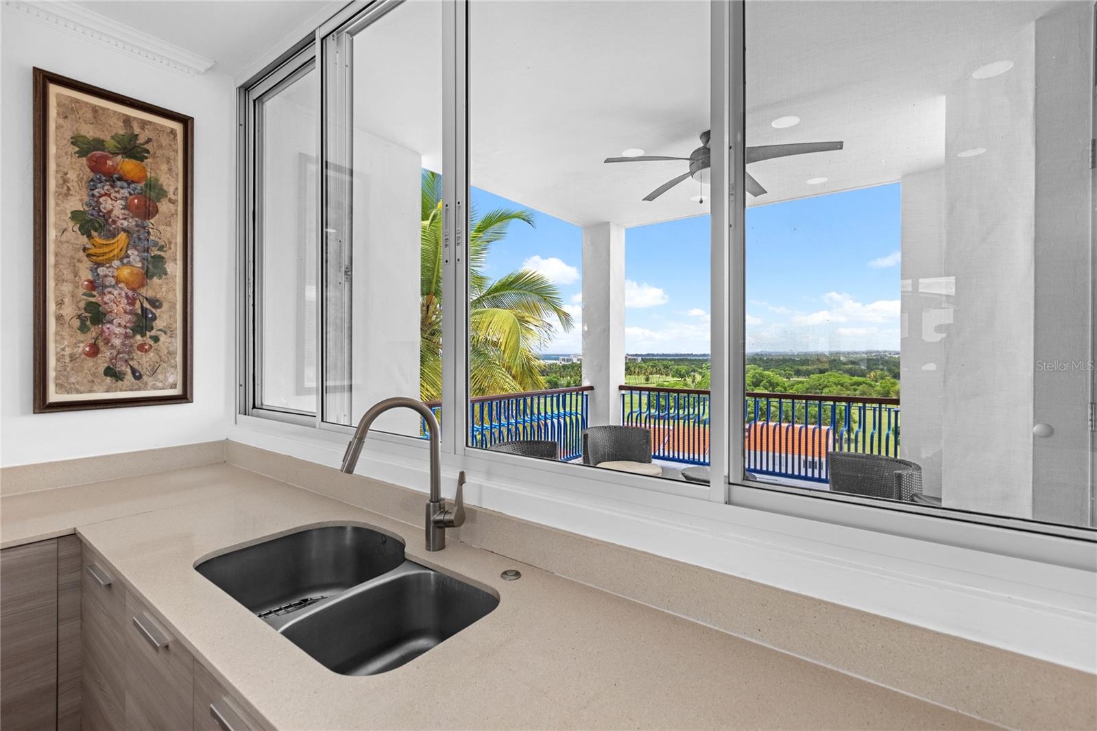 6000 RIO MAR VILLA LAS BRISAS #15A