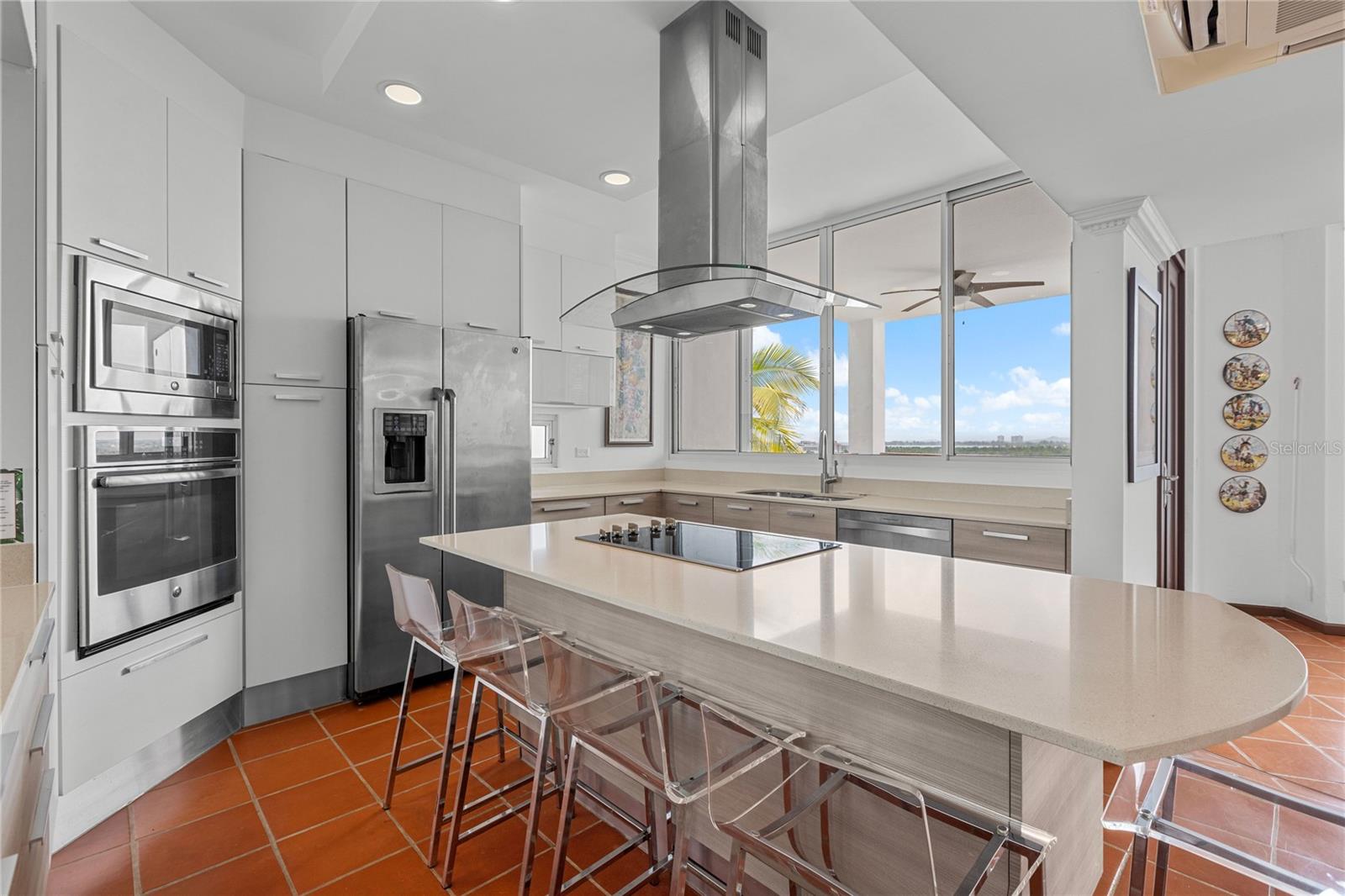 6000 RIO MAR VILLA LAS BRISAS #15A