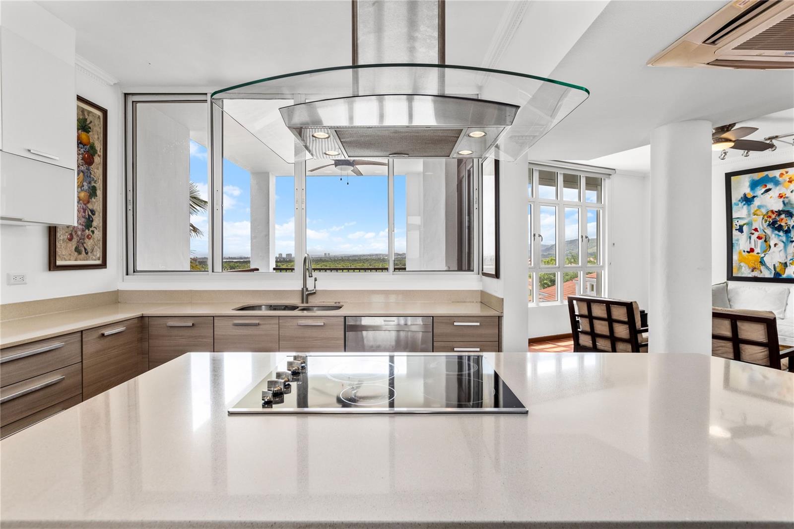 6000 RIO MAR VILLA LAS BRISAS #15A