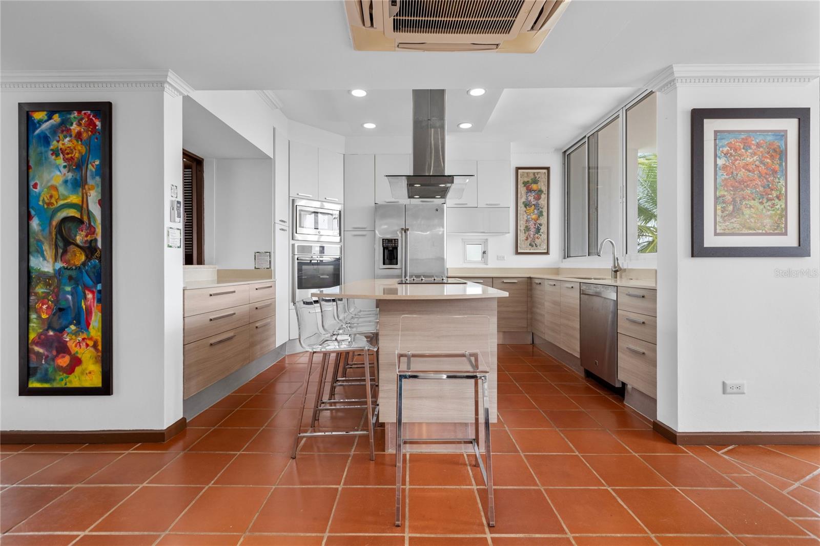 6000 RIO MAR VILLA LAS BRISAS #15A