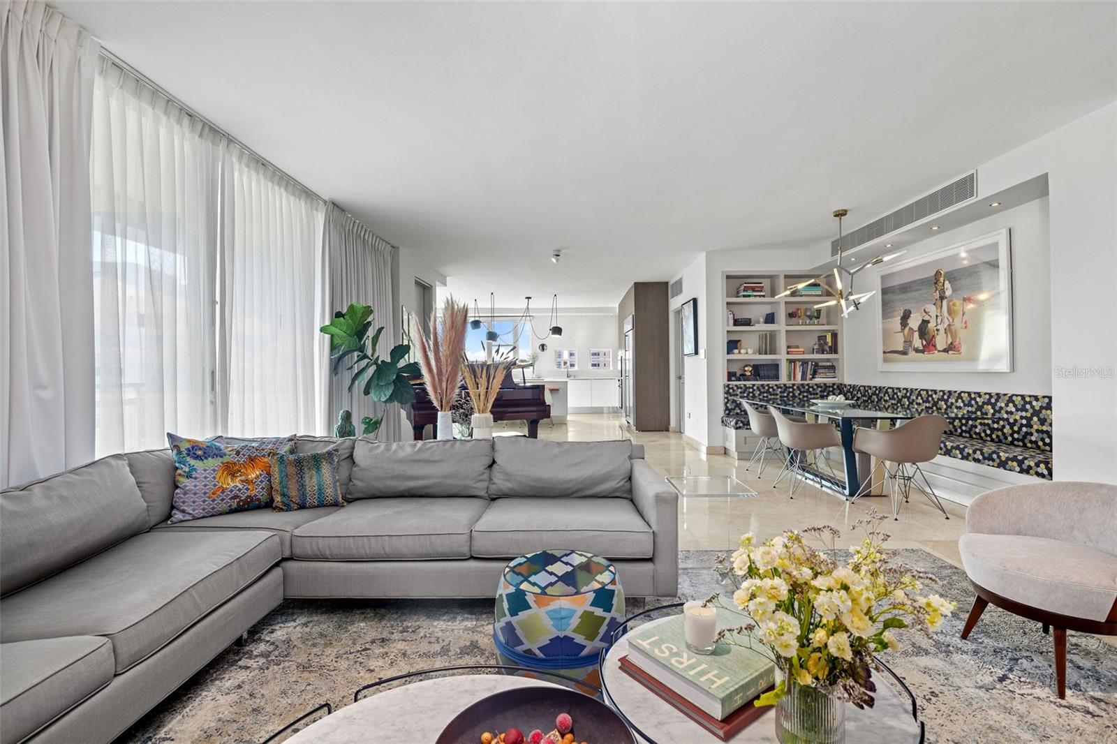 20 CARRION COURT ST #701