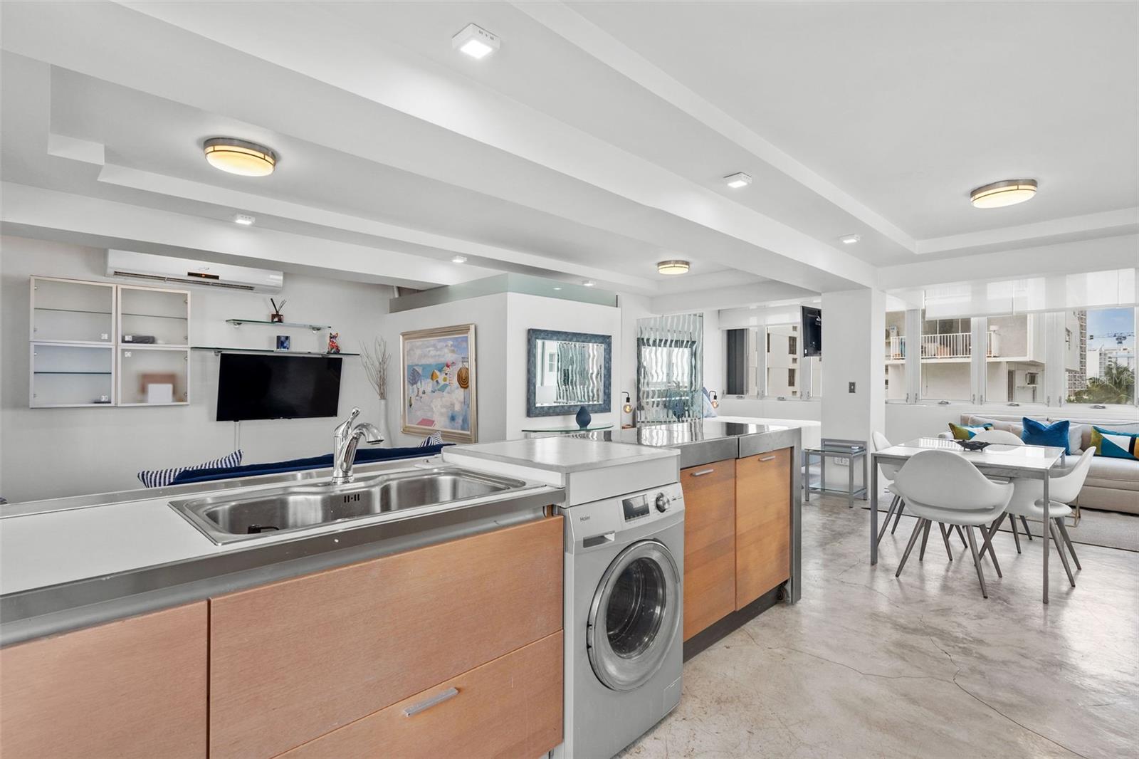 8 MANUEL RODRÍGUEZ SERRA ST #5B