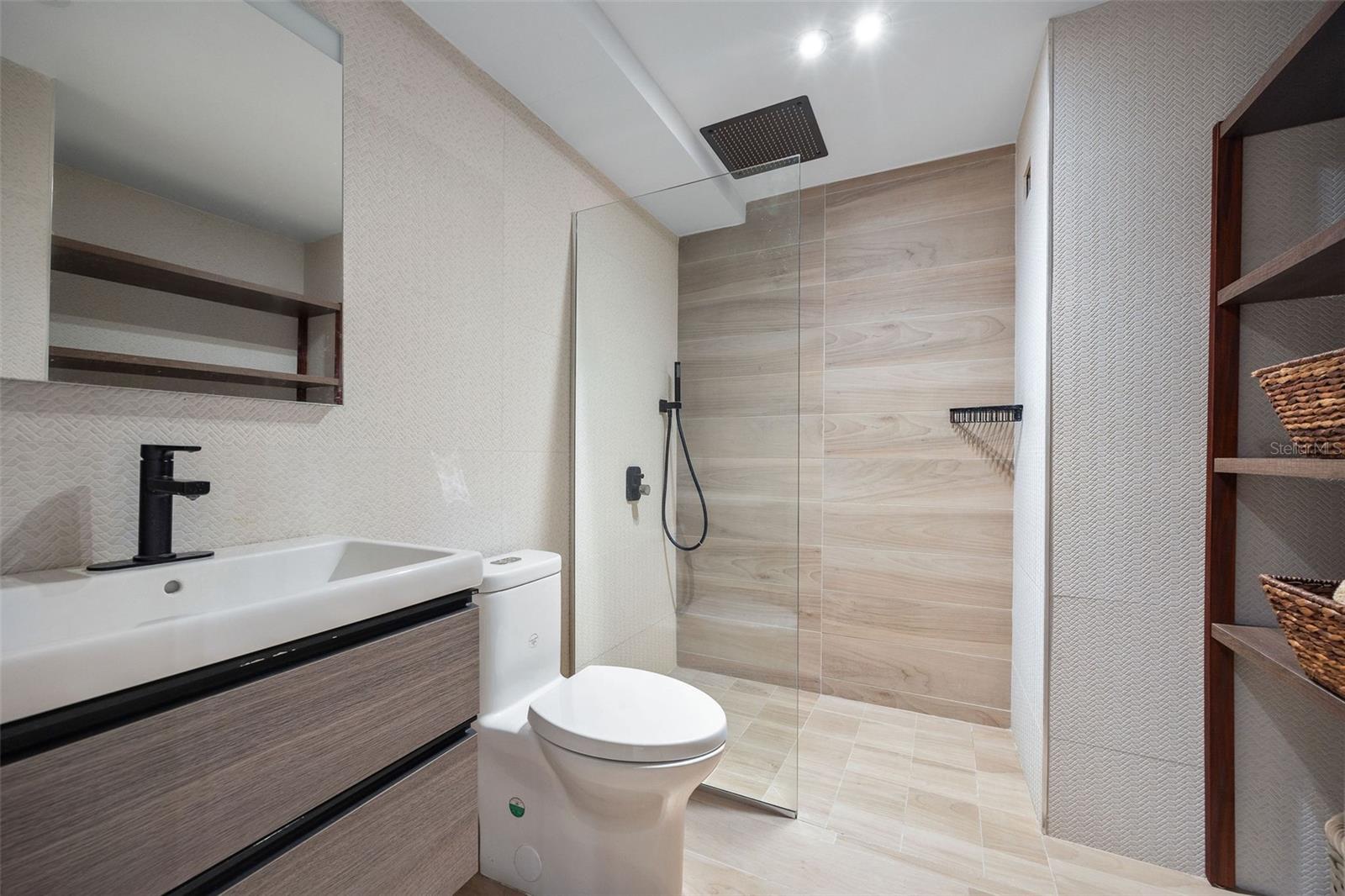 1477 AVE. ASHFORD AVE #Apt. 1203