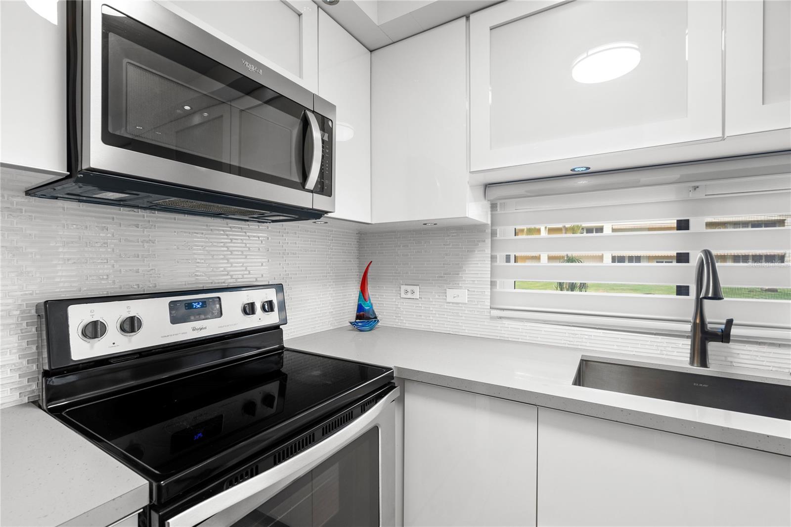 968 LAS PICUAS ST #Apt. A-7