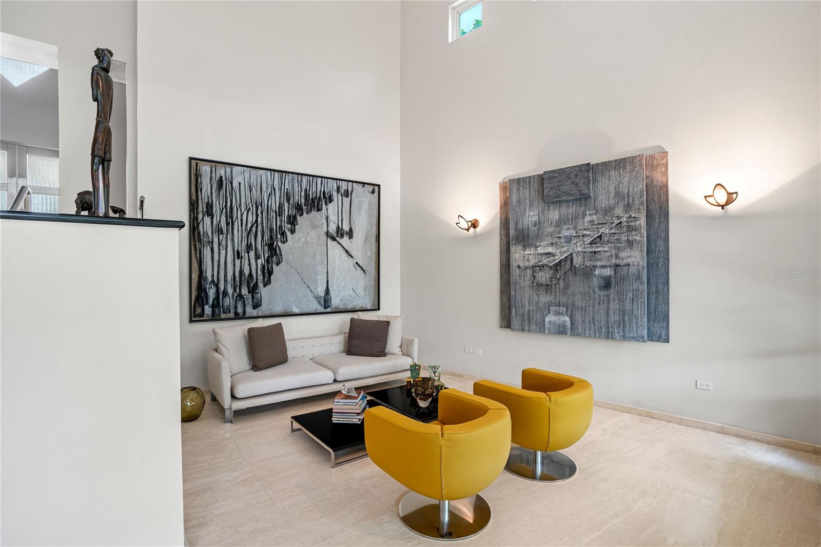 9 CASTANA ST #9
