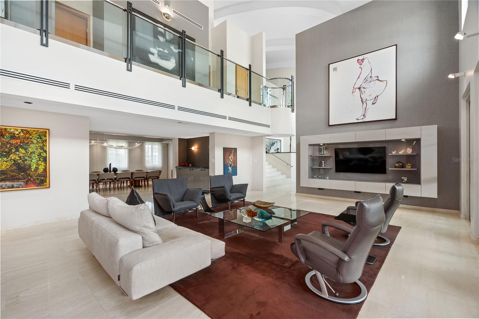9 CASTANA ST #9