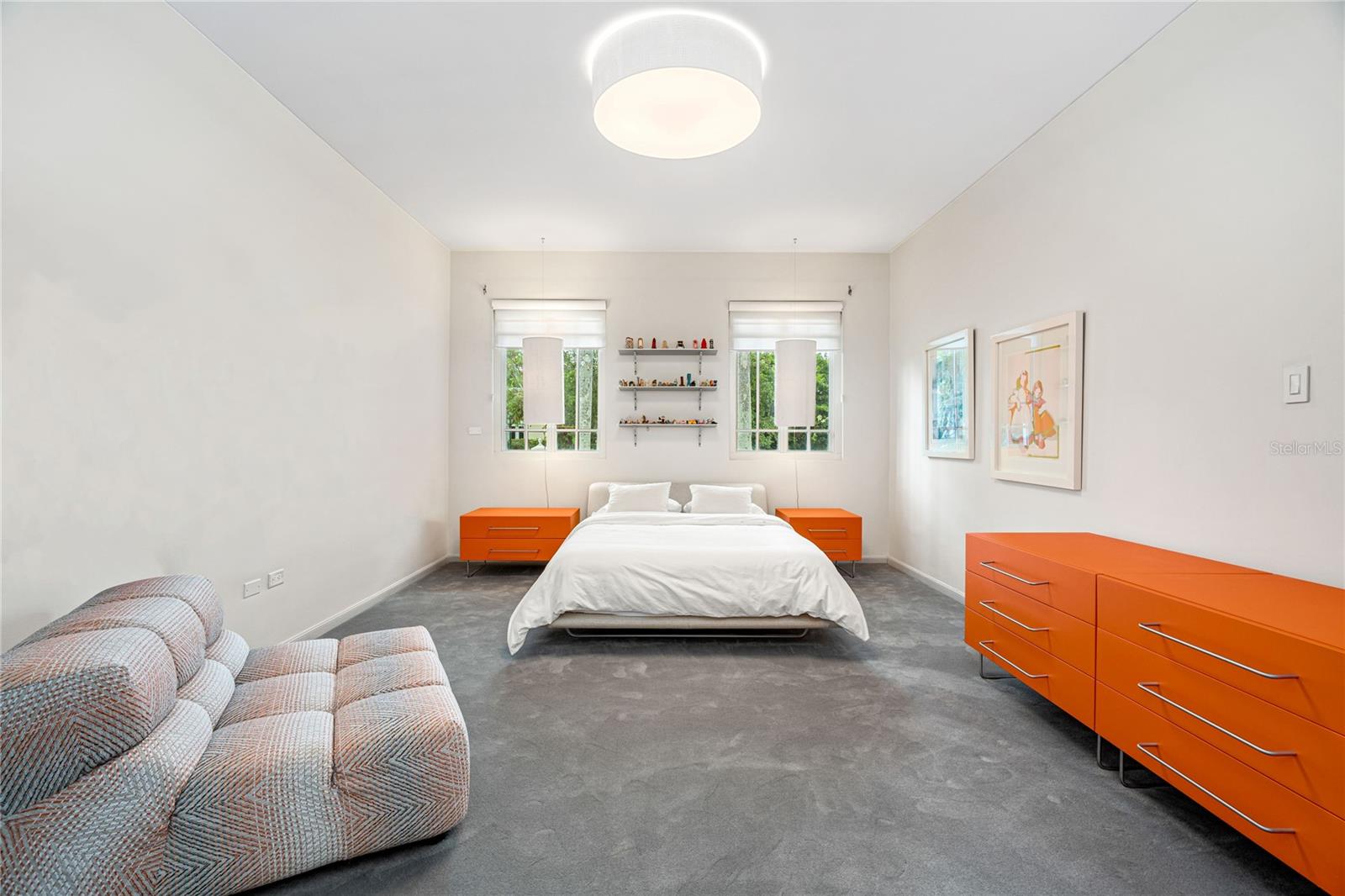 9 CASTANA ST #9