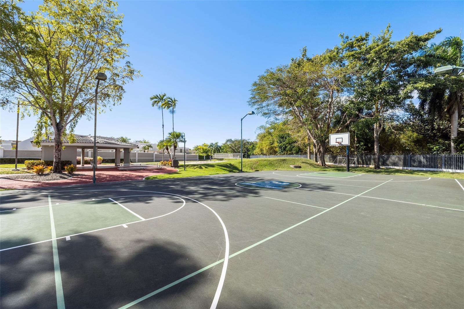 J-4 N PHOENIX ST #J-4