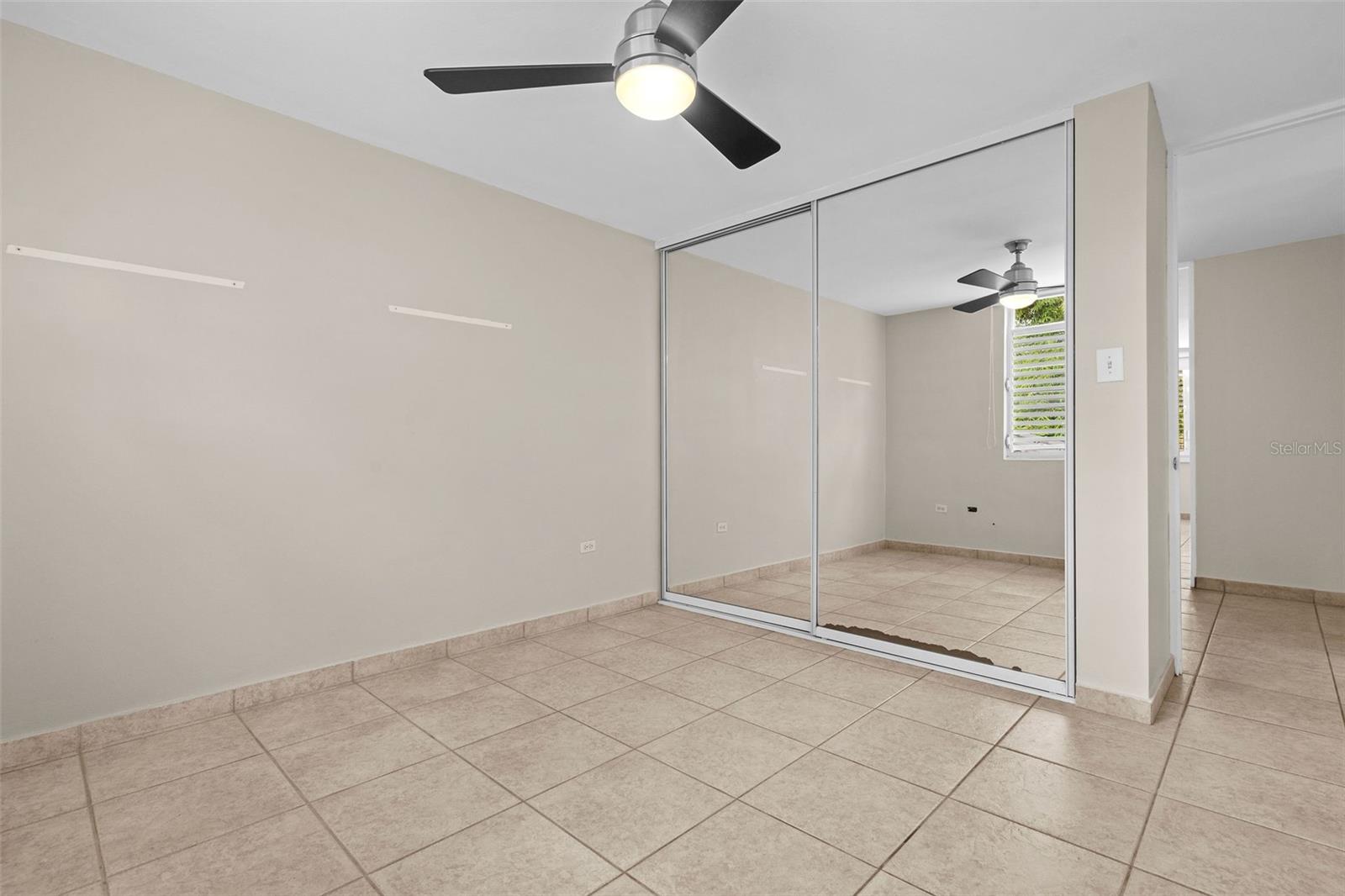 J-4 N PHOENIX ST #J-4