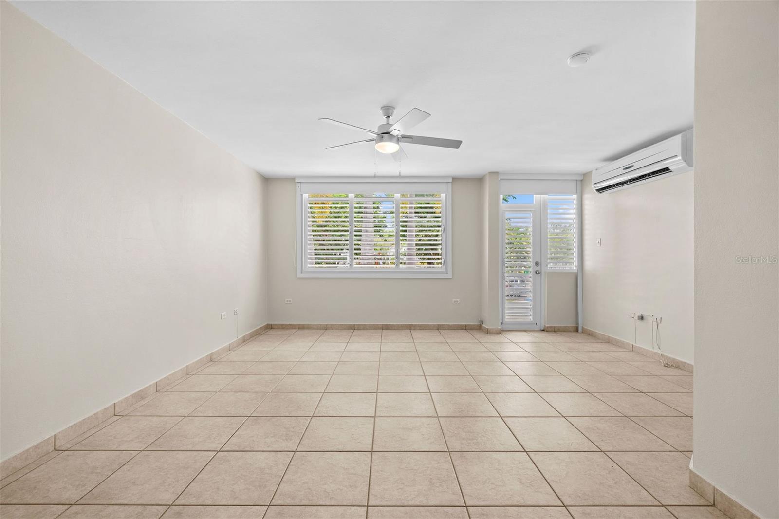 J-4 N PHOENIX ST #J-4