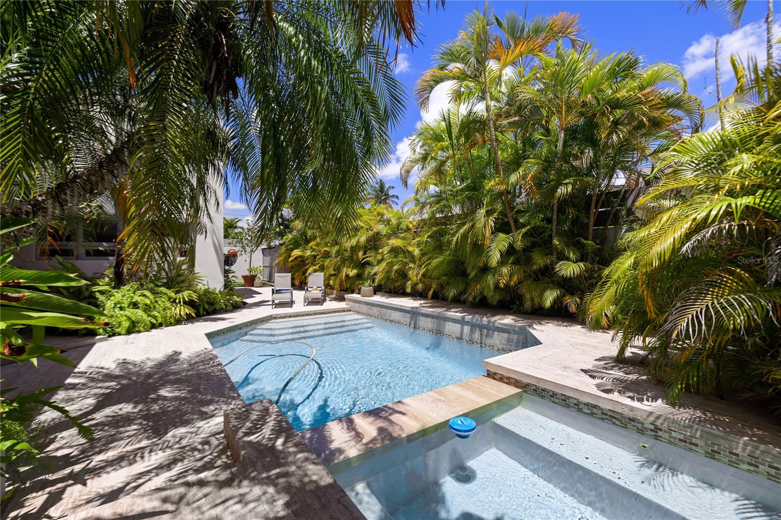 Estancias de Torrimar, Guaynabo