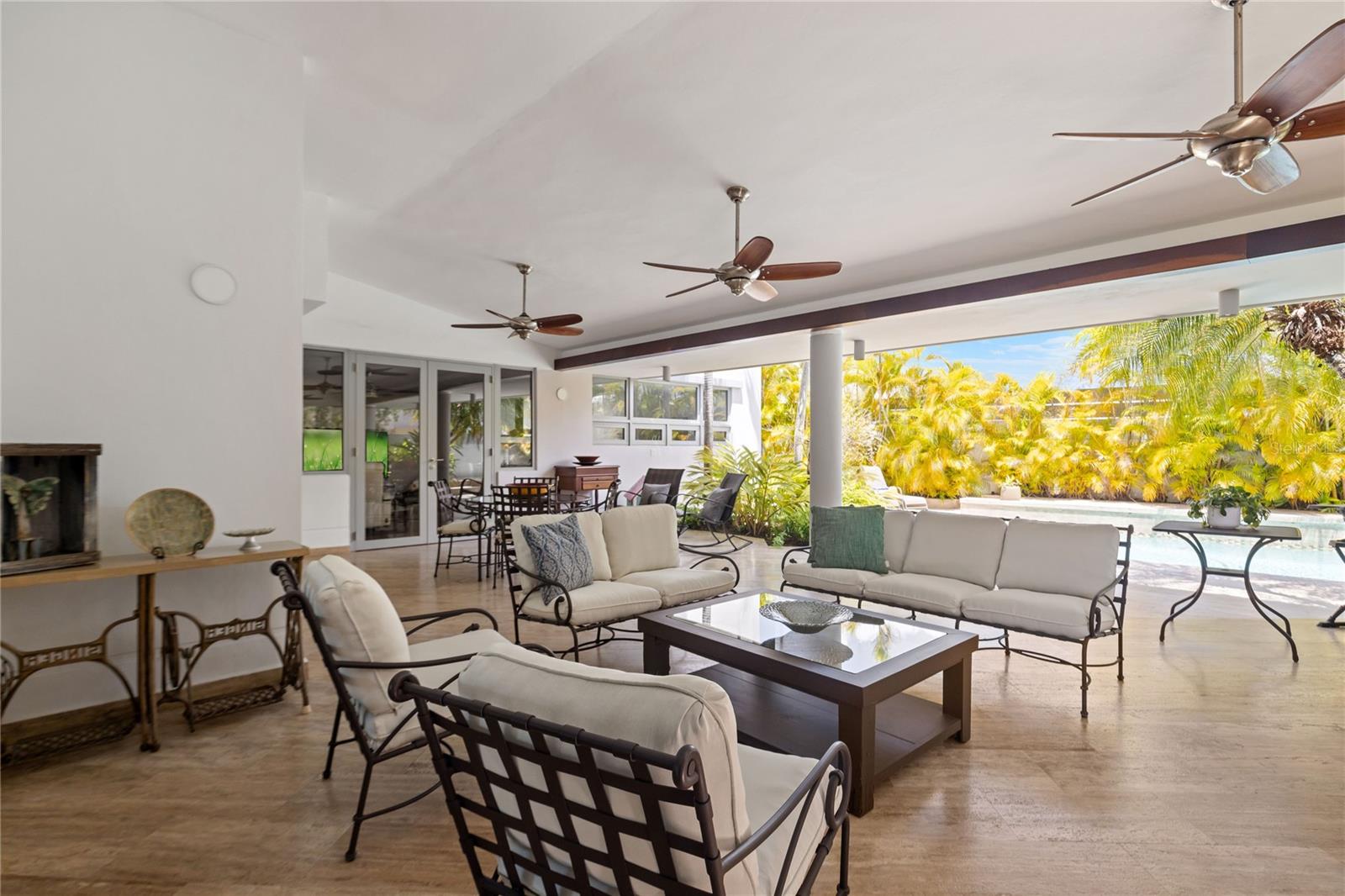 Estancias de Torrimar, Guaynabo