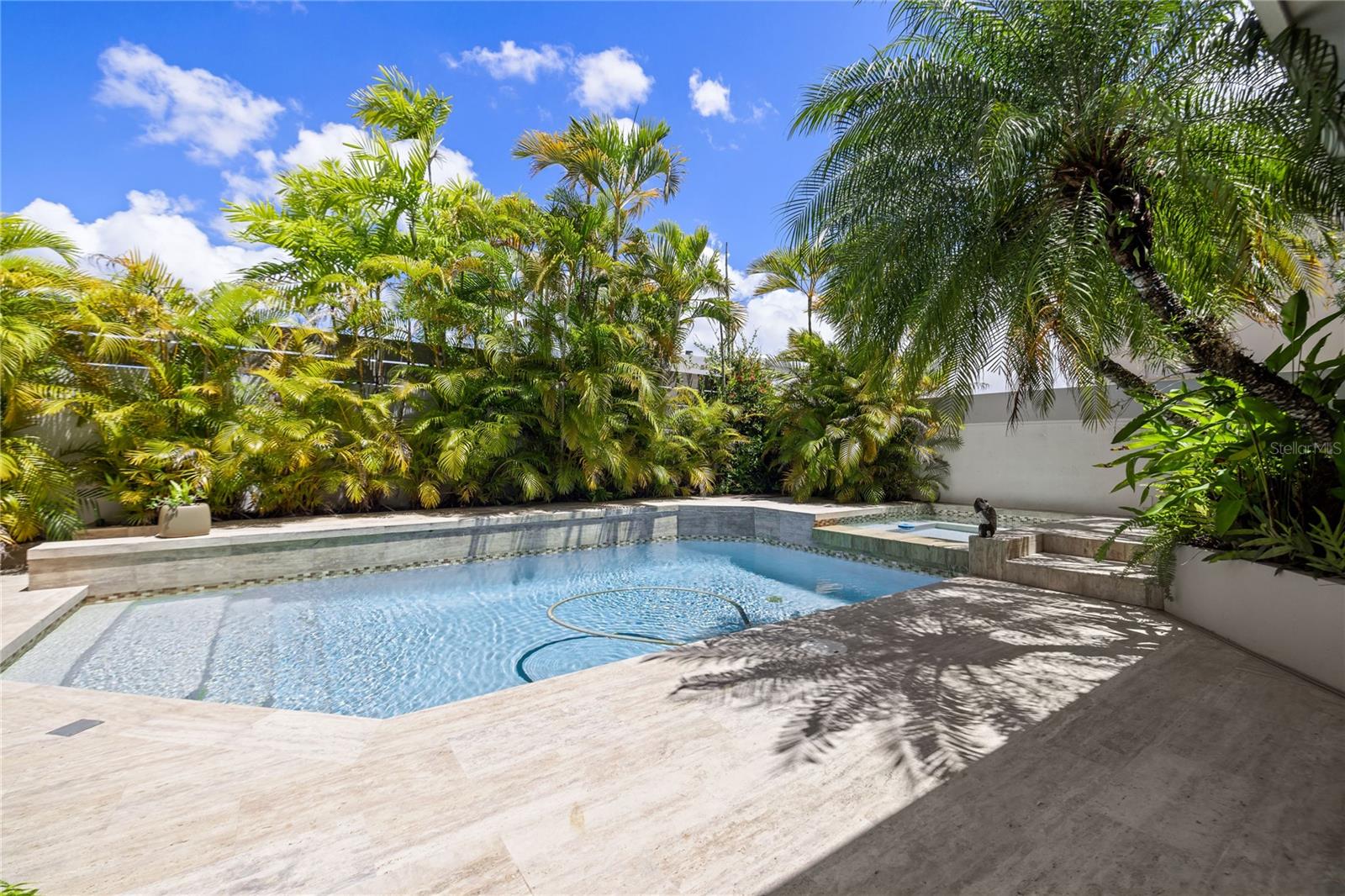 Estancias de Torrimar, Guaynabo