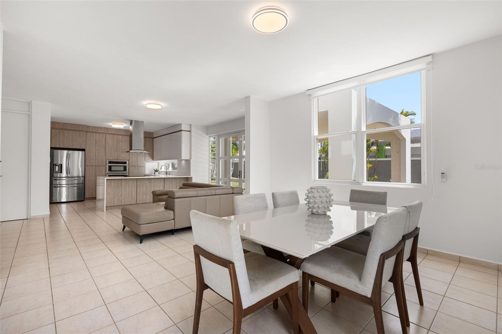 Paseo del Mar, Dorado