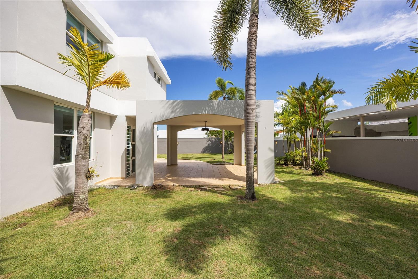 Paseo del Mar, Dorado