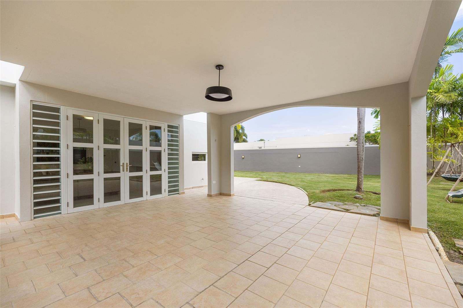 Paseo del Mar, Dorado