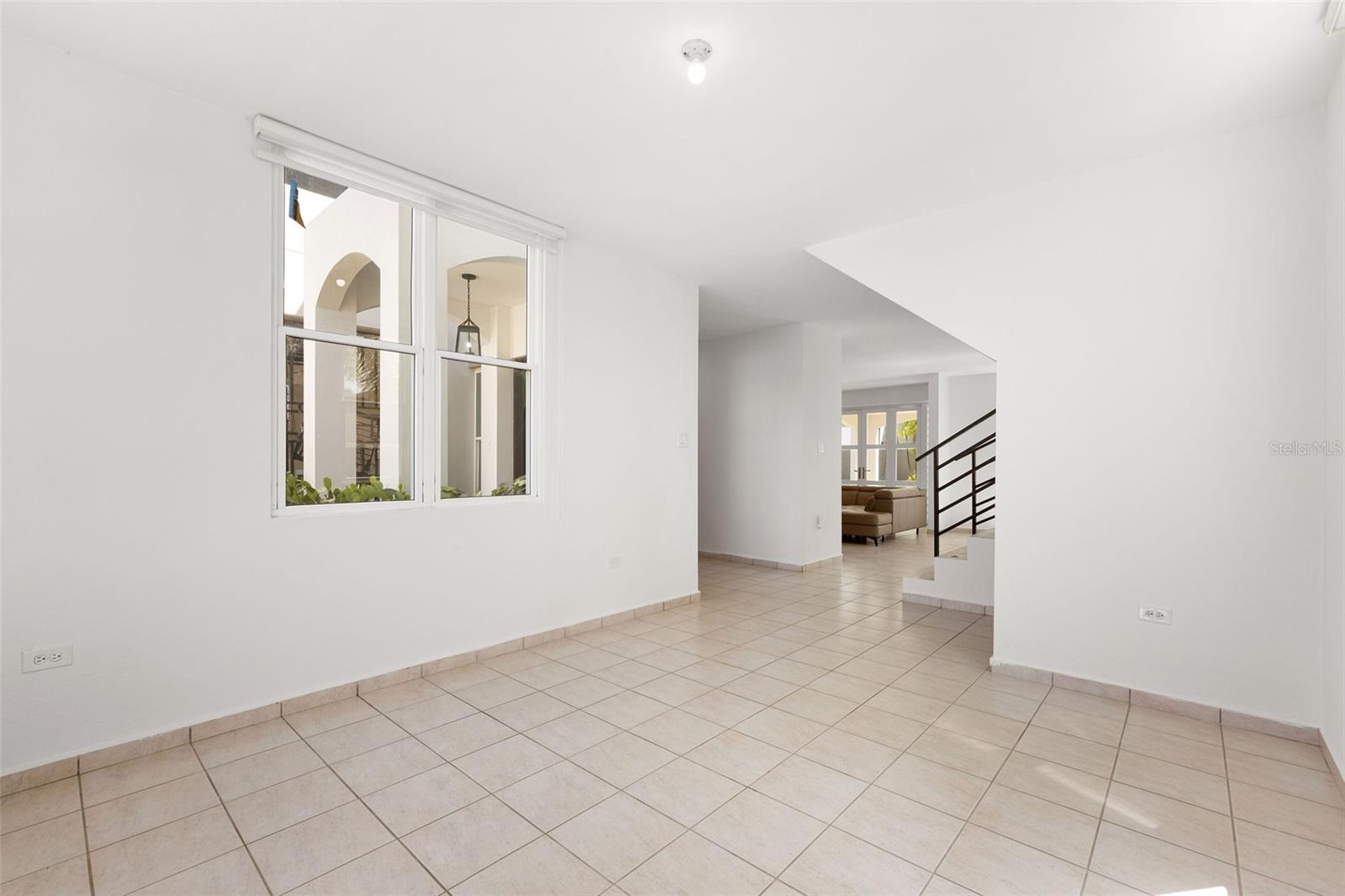 Paseo del Mar, Dorado