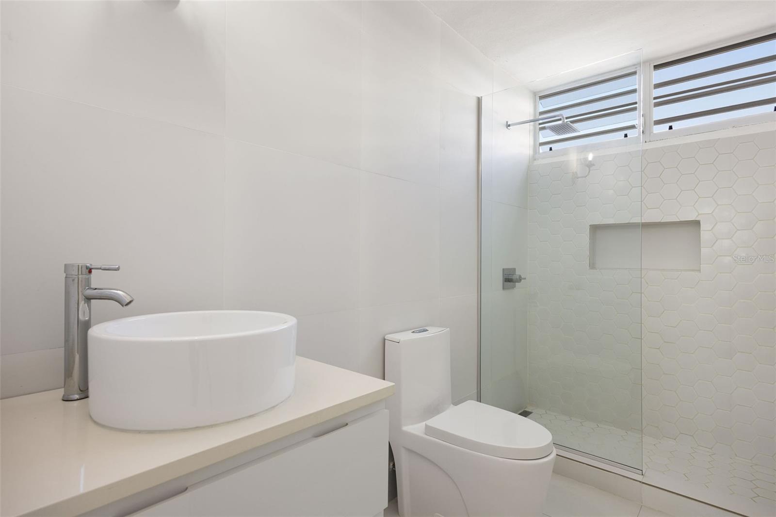 Paseo del Mar, Dorado