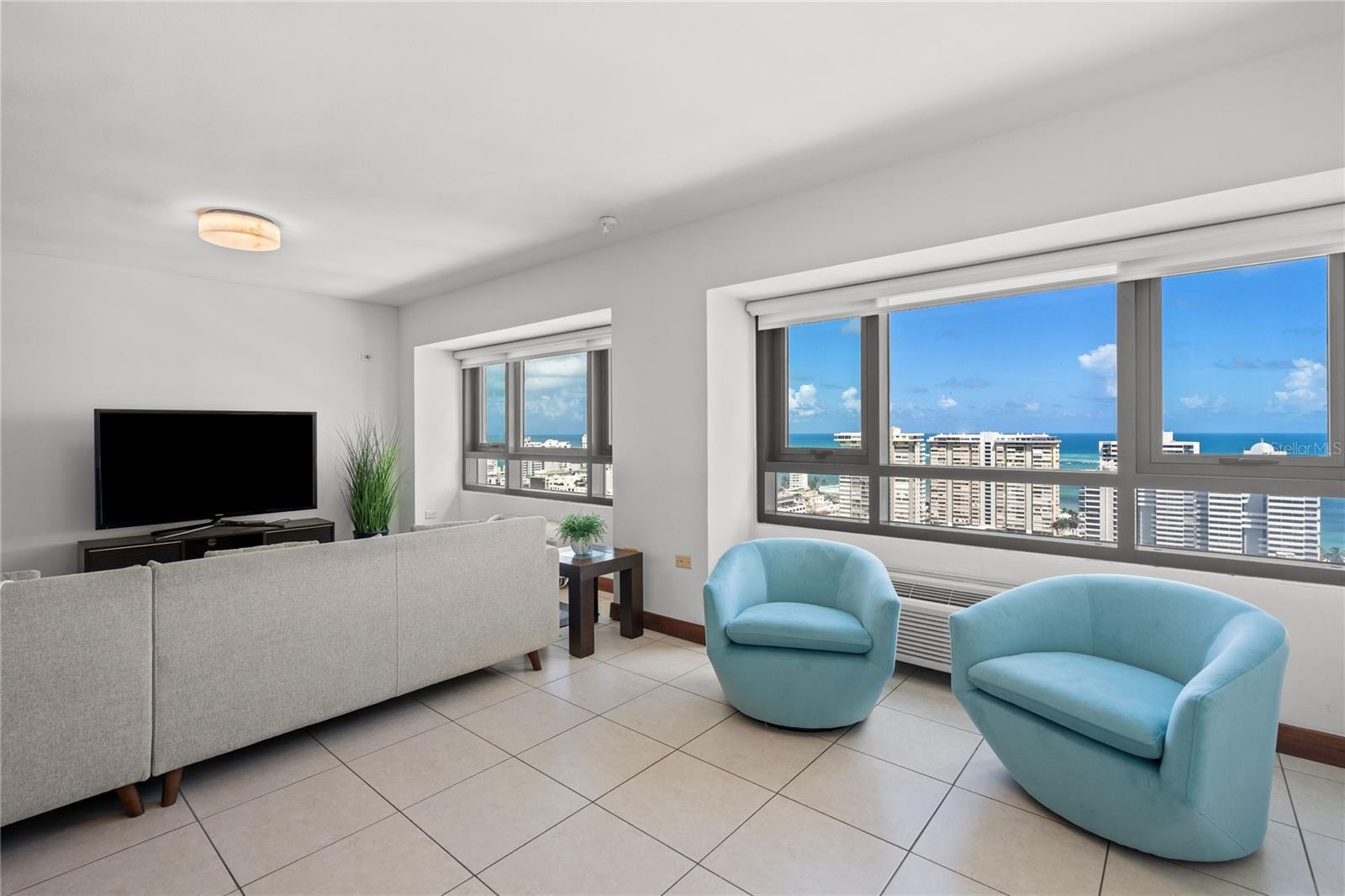 Gallery Plaza, Condado