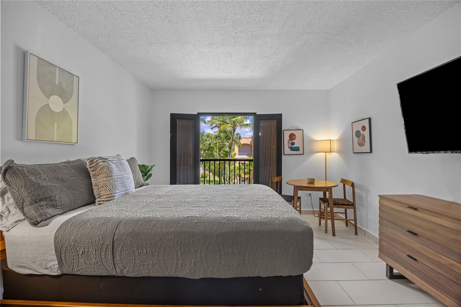 Montesol, Palmas del Mar