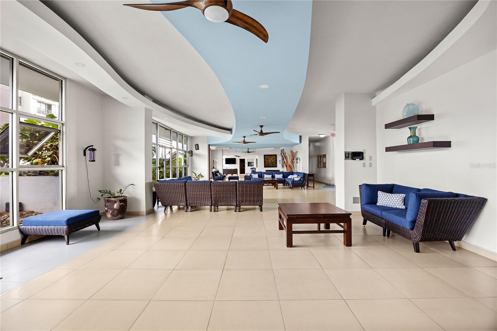 3001 AVENIDA ISLA VERDE #701