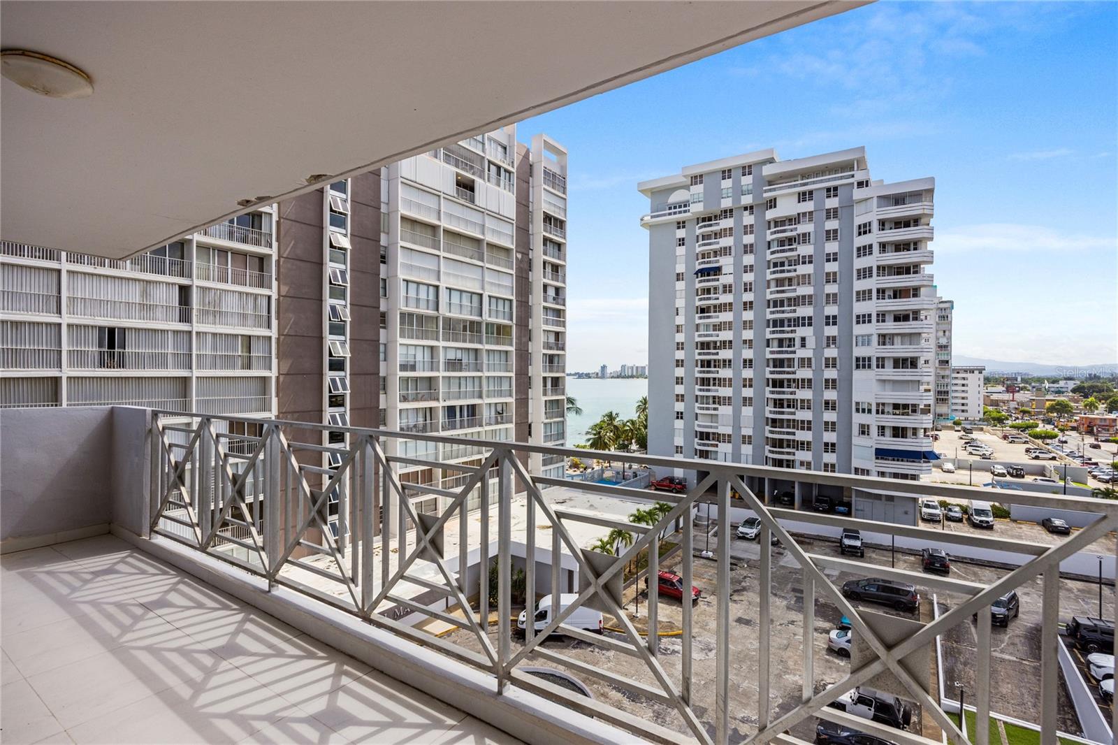 3001 AVENIDA ISLA VERDE #701