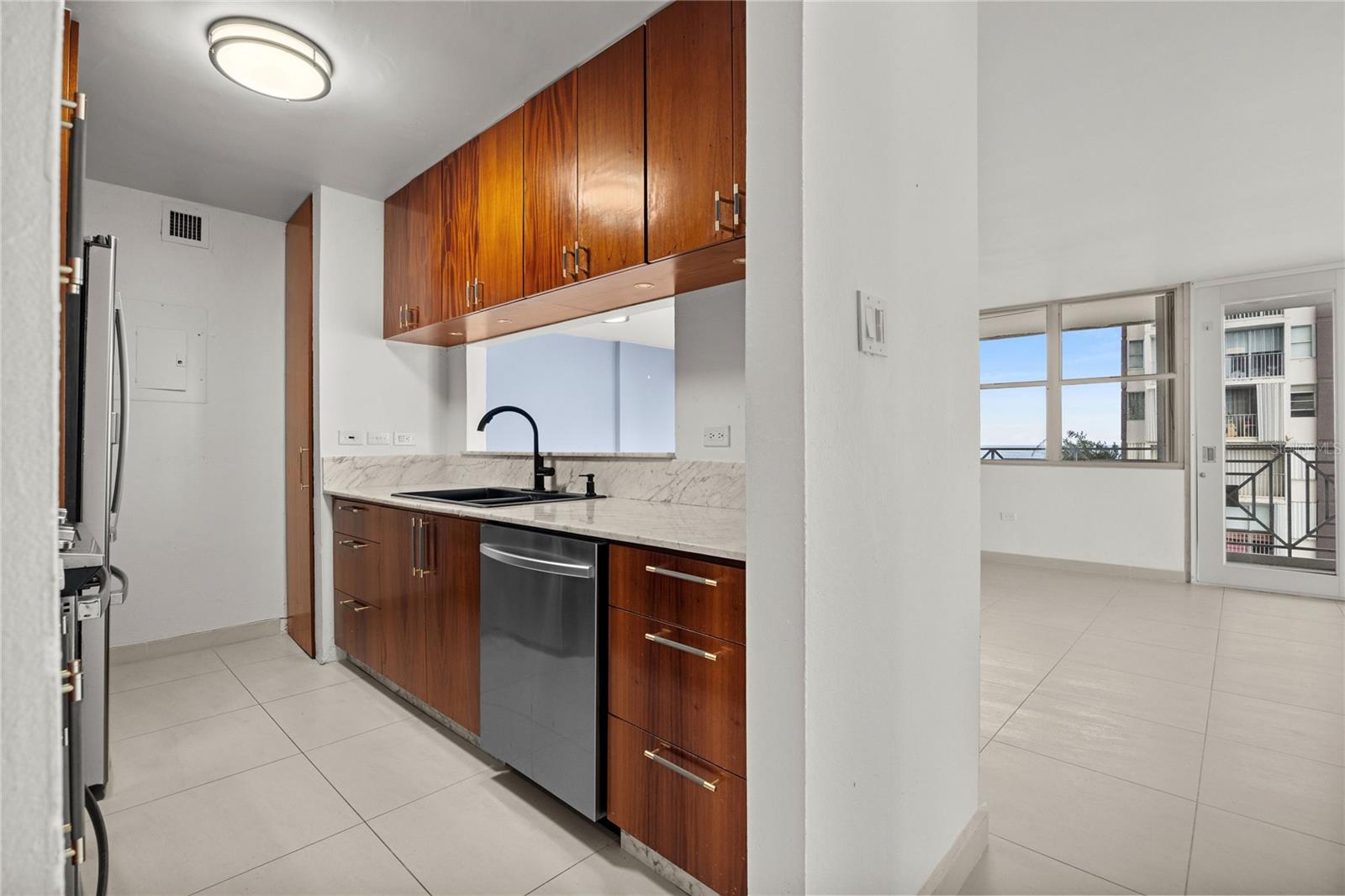 3001 AVENIDA ISLA VERDE #701