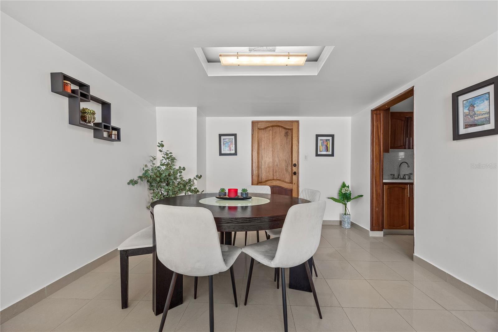 14 CALLE MARSEILLES #3D