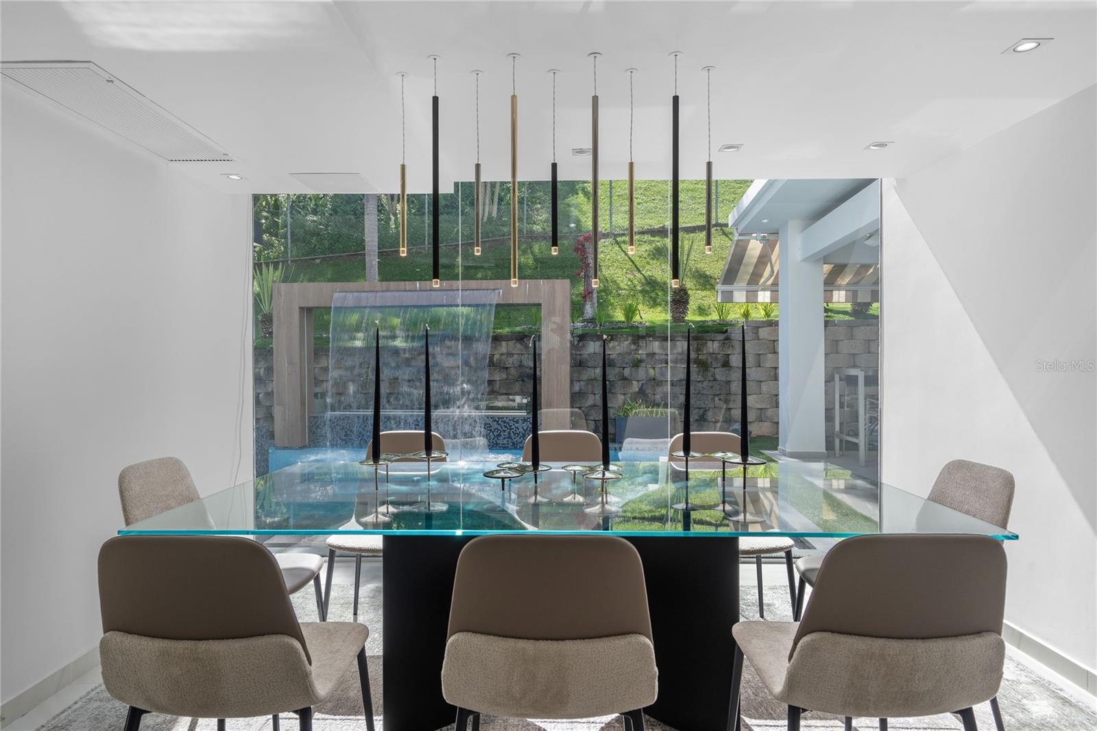 D-5 CALLE LA BORINQUEÑA