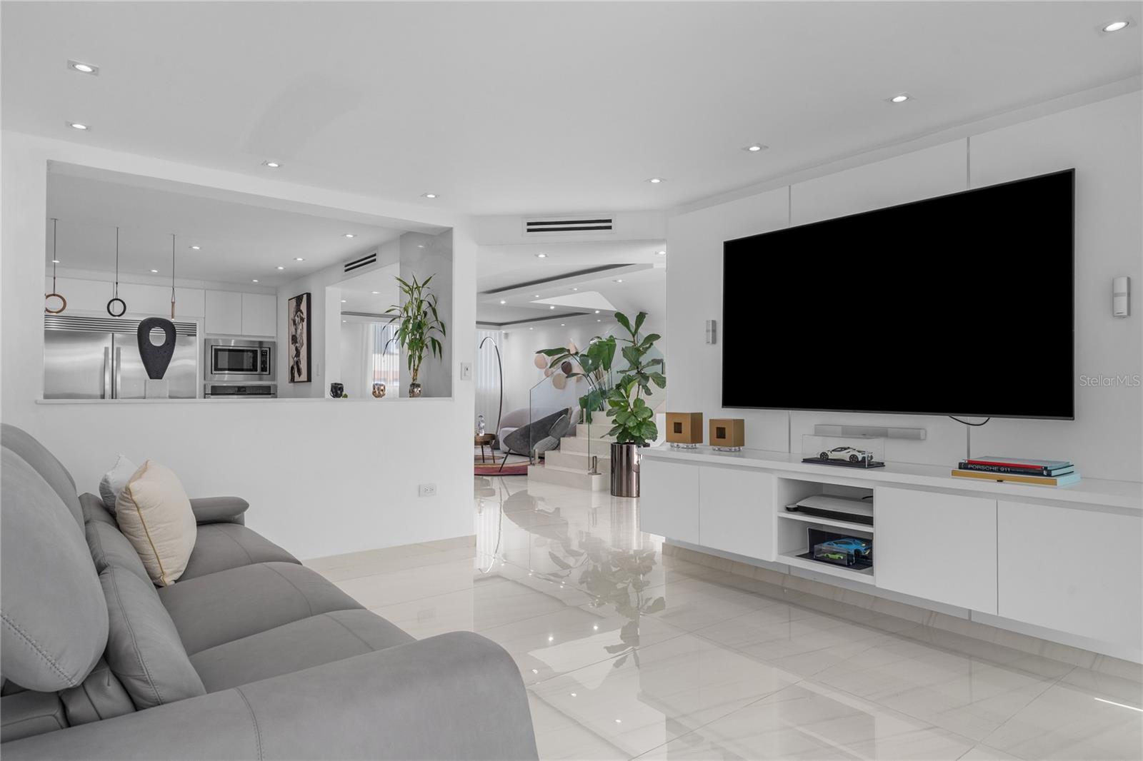 D-5 CALLE LA BORINQUEÑA