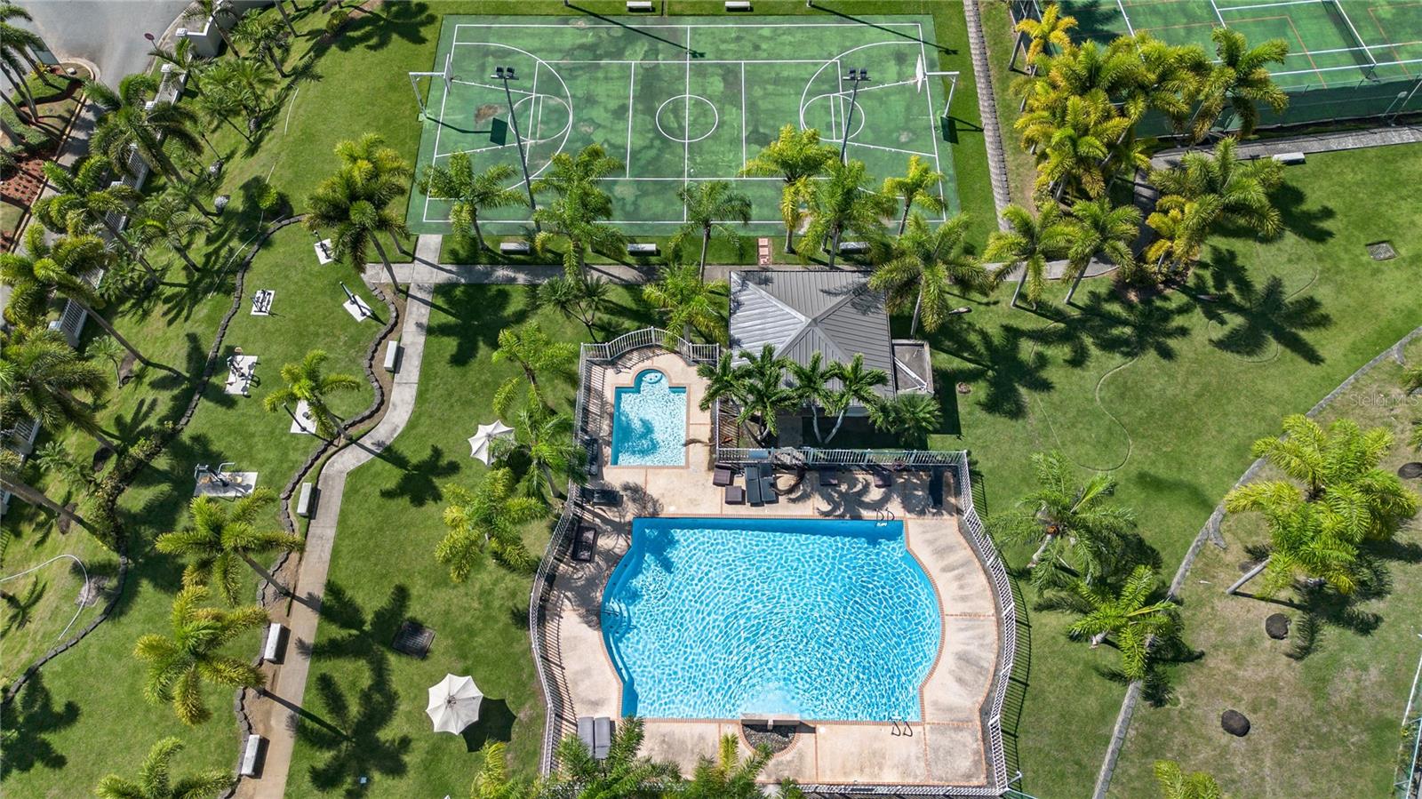 D-5 CALLE LA BORINQUEÑA